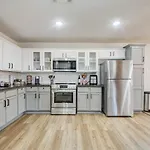 The Gated Modern Home Near Nrg And Medical Center
