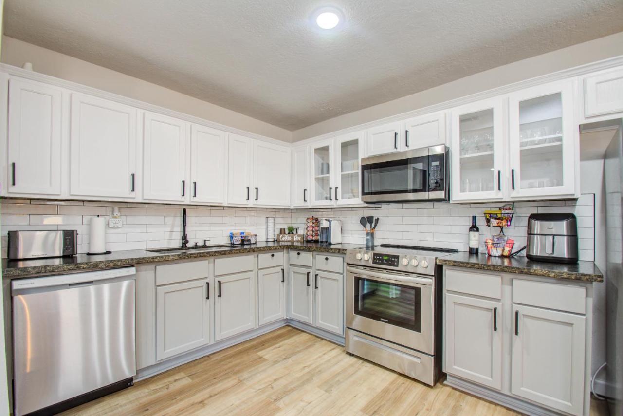 The Gated Modern Near Nrg And Medical Center Holiday home Houston