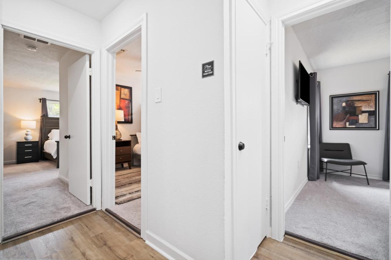 The Gated Modern Near Nrg And Medical Center Houston